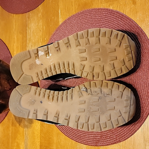 New Balance 574. Size 13 - Picture 9 of 11